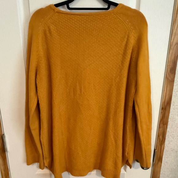 Cyrus Mustard Crew Neck Sweater - Picture 3 of 3